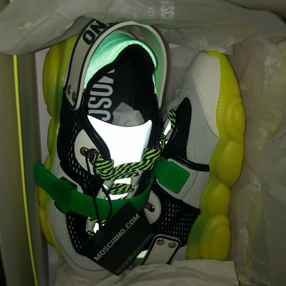 Moschino Sneakers - Picture 2 of 2